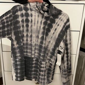 Karen Kane mock neck sweatshirt/sweater